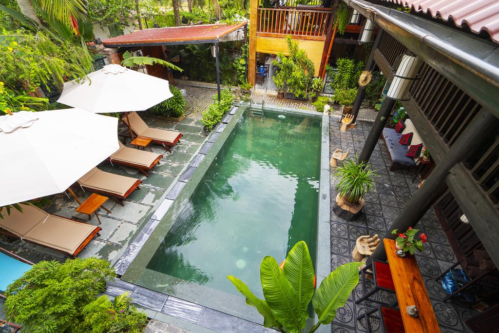 Hidden Beach Pool Villas