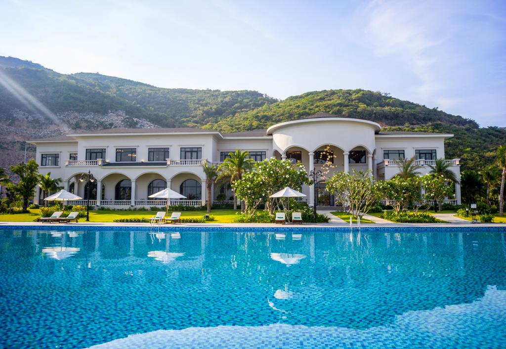 Vinpearl Discovery Sealink Nha Trang